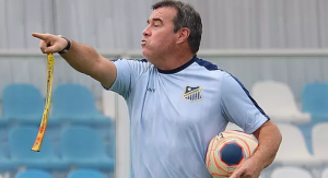 Ex-volante de Palmeiras e Ponte conta com torcida para reverter situação do Água Santa