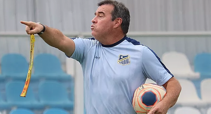 Ex-volante de Palmeiras e Ponte conta com torcida para reverter situação do Água Santa