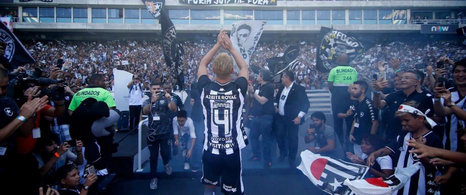 Carioca: Japonês diz que escolheu Botafogo pela ‘paixão’: ‘Nunca vi nada assim’