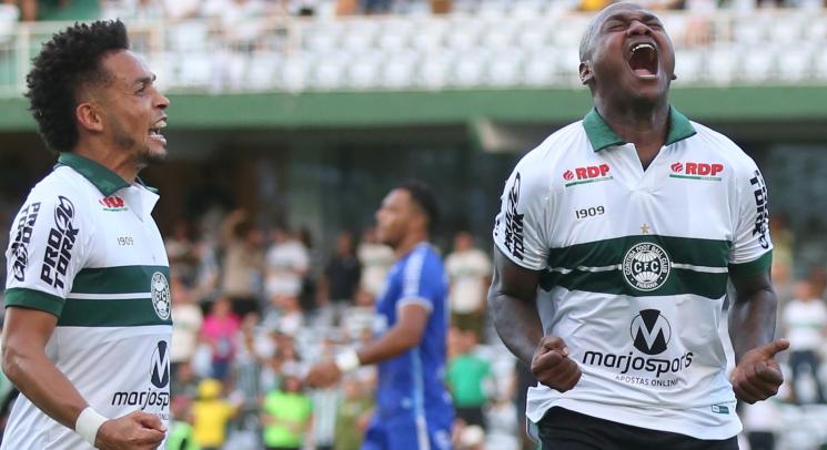 Rafinha e Sassá foram dos destaque do Coritiba neste sábado