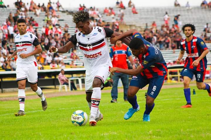 Em duelo animado, River perde para o América de Natal pela Copa do Nordeste (Foto: Victor Costa / River AC) - Victor Costa / River AC