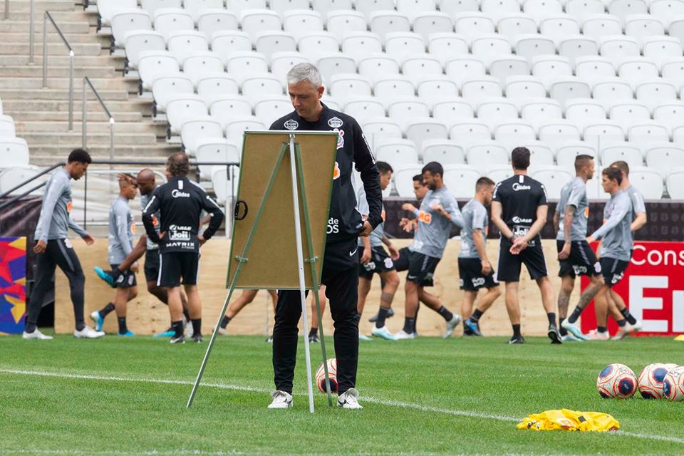 Corinthians cancela treino e perde um dia de preparação para jogo decisivo