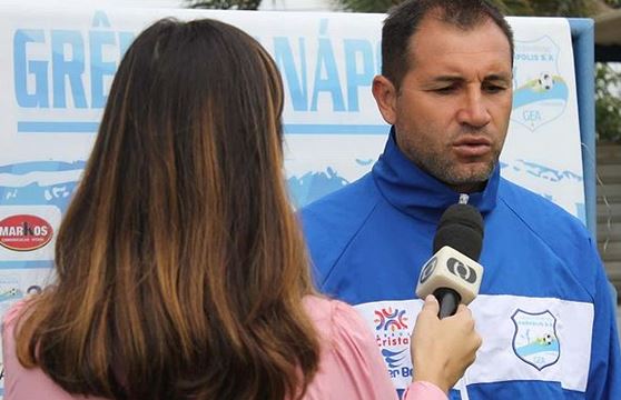 Goiano: Mesmo no G8, Grêmio Anápolis demite toda a comissão técnica