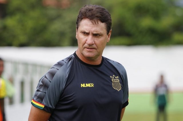 Maranhense: Após vitória e liderança, João Brigatti muda o foco do Sampaio Corrêa