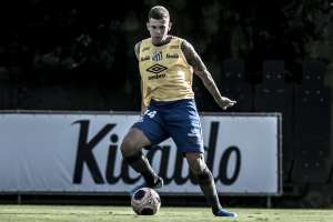 Paulistão: Jobson, em alta, herda a 8 no Santos e time fica 'sem' dono para camisa 9