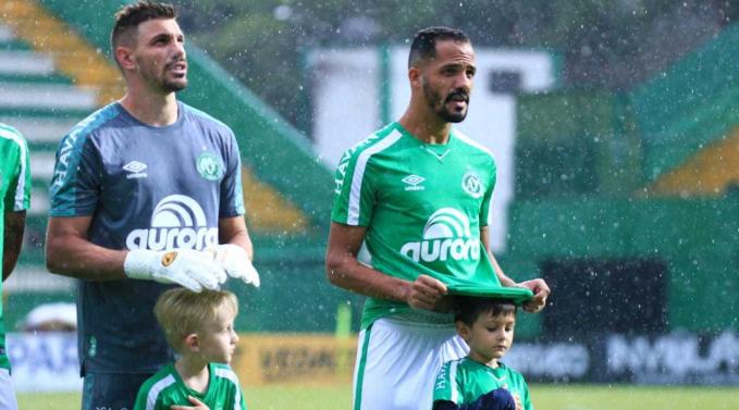 Catarinense: Atacante quer boa sequência da Chapecoense e foca em clássico