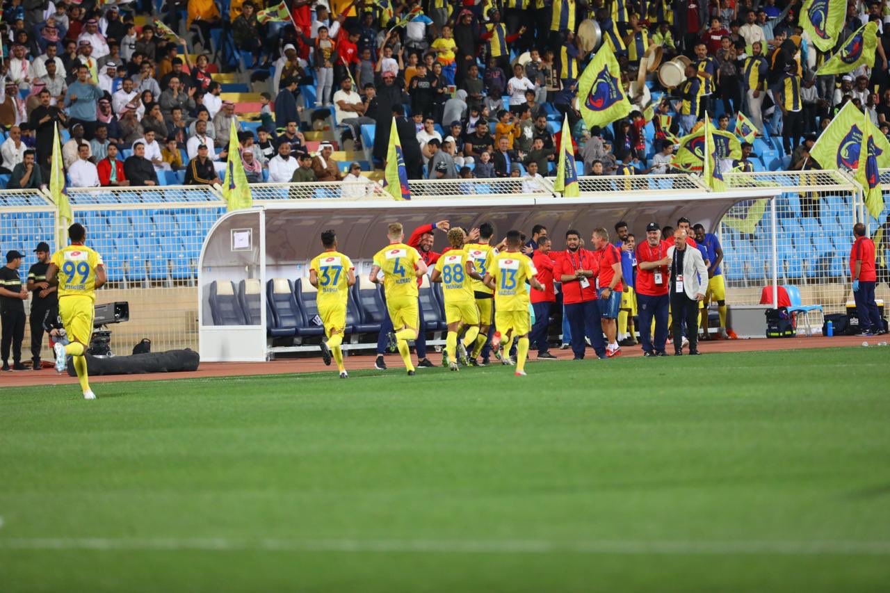 Após sucesso na Coreia do Sul, André Gaspar estreia com vitória em clube árabe