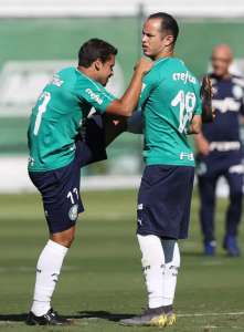 Guerra e Jean treinam separados do elenco e aguardam definição no Palmeiras