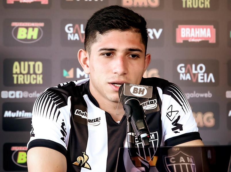 Mineiro: Savarino é apresentado no Atlético: ‘Torcida é exigente e é algo que gosto’