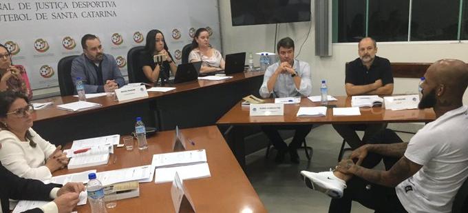 Bruno Silva alegou legítima defesa no TJD-SC