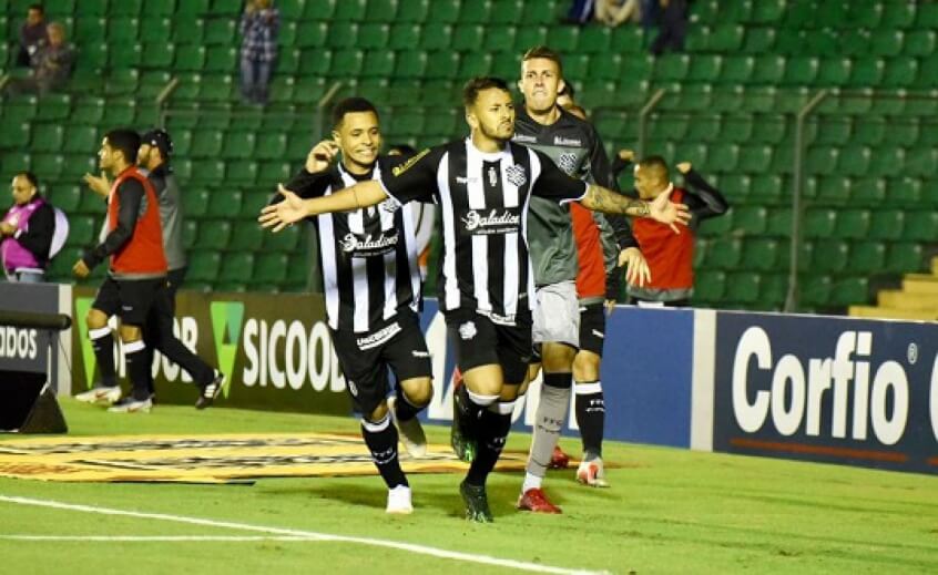 Catarinense: Figueirense encaminha retorno de atacante que estava na Ucrânia