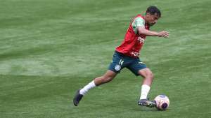 Paulistão: Meia diz que campo sintético pode dificultar o jogo para oponentes do Palmeiras