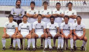 Segundona: Ex-zagueiro do Santos é confirmado como técnico do São Carlos