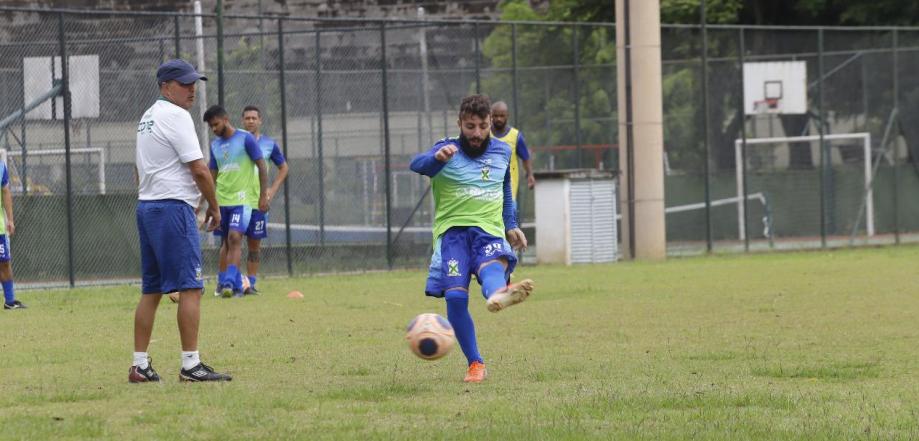 Guilherme Garré revela rivalidade com a Inter e elogia Paulo Roberto Santos