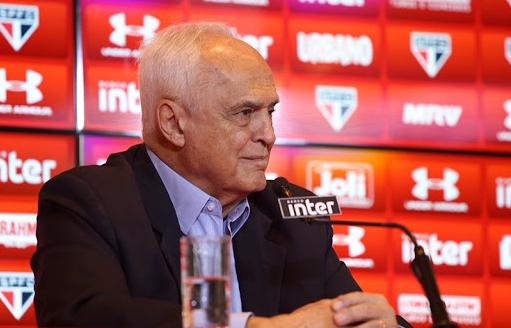 Conselheiro entra na Justiça e pede afastamento de presidente do São Paulo