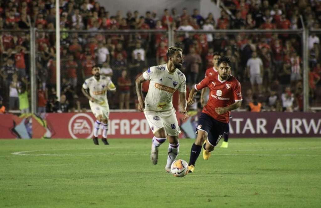 Fortaleza foi valente na Argentina