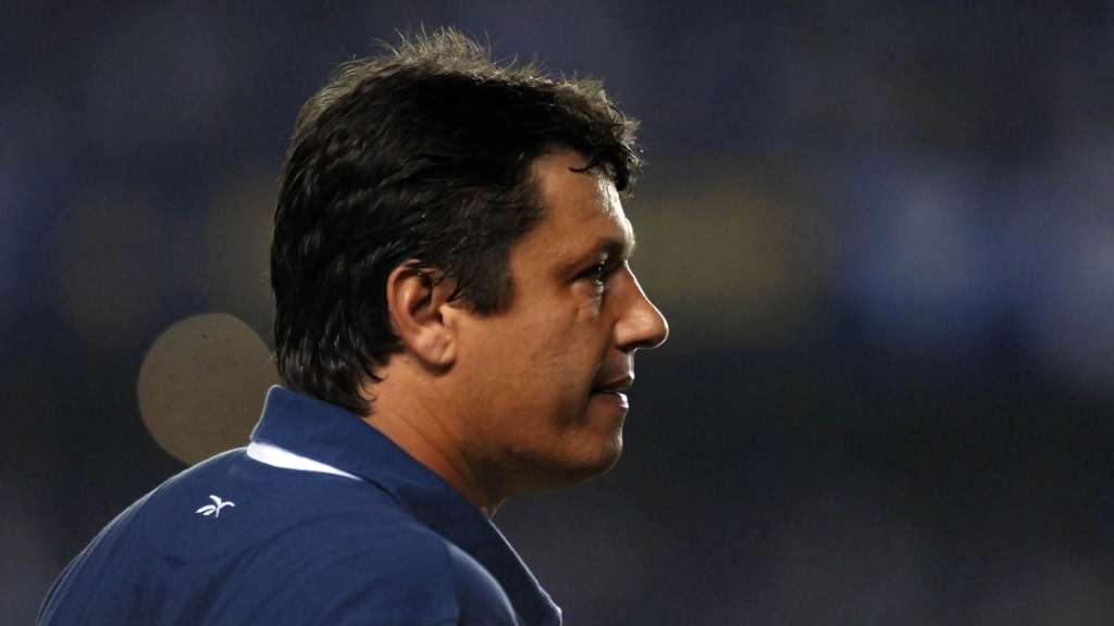 Adilson criticou a equipe