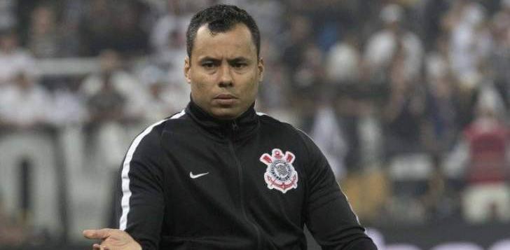 Com plano B, cartola do Sport confirma interesse em técnico ex-Corinthians e Santos