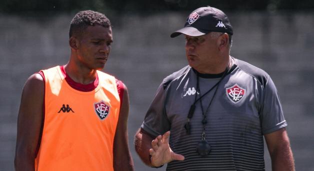 BAIANO: Vitória e Atlético se enfrentam para encostar no líder Bahia