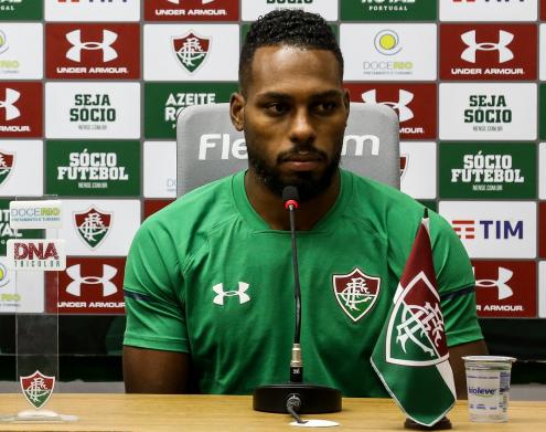 Luccas Claro dá resposta a Jorge Jesus: ‘Aproveite porque essa fase pode acabar’