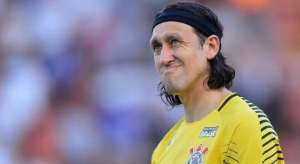 Cássio diz que eliminação 'já passou' e vê elenco focado para o clássico