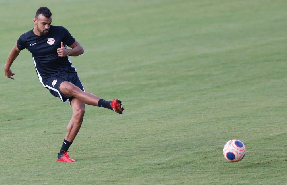 Paulistão: RB Bragantino tem novidade na zaga para encarar o Oeste