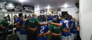 Heroi do Santo André contra a Inter comemora: 