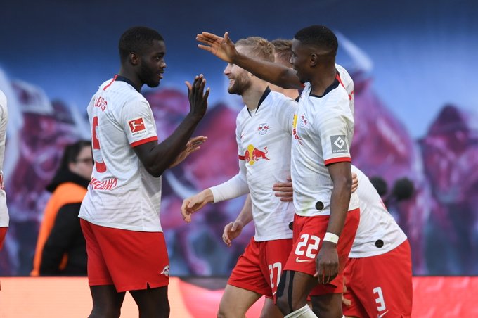 ALEMÃO: RB Leipzig volta à liderança com tranquila vitória em casa