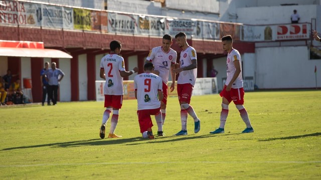 MINEIRO: Tombense assume liderança e Tupynambás segue na lanterna