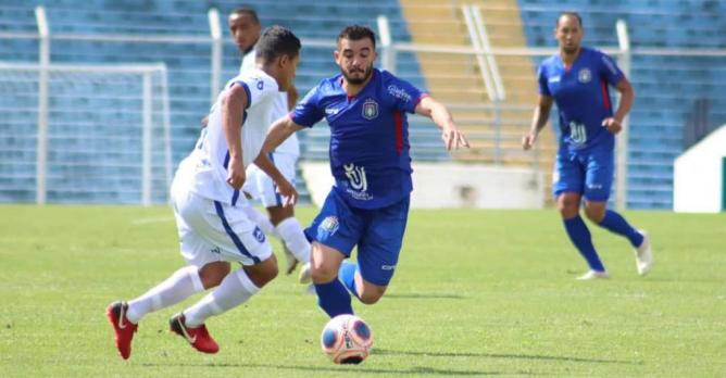 Rio Claro bate o São Caetano. Foto: Leonardo Lima