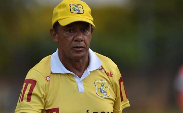 Mesmo com boa campanha no estadual, Mauro Fernandes entrega o cargo no Brasiliense