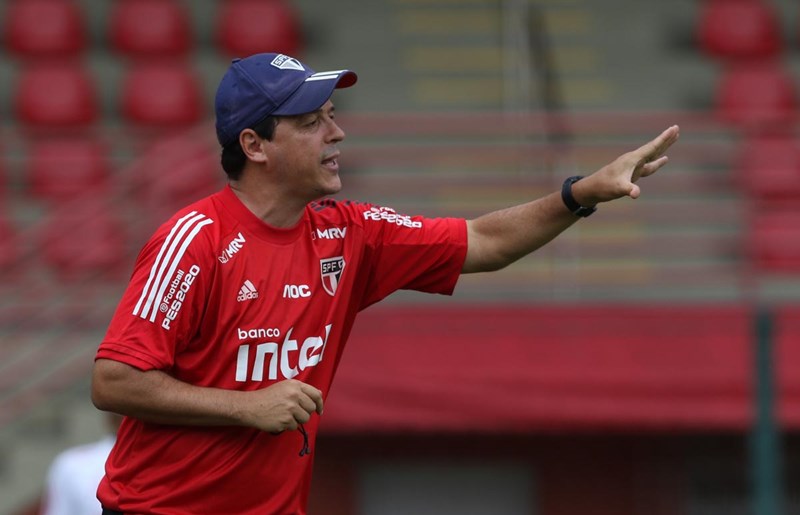 Paulista: Diniz promete escalar Antony regularmente no São Paulo até o fim do semestre