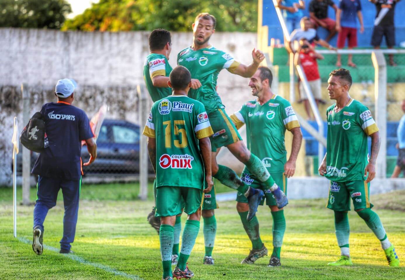 PIAUIENSE: Em confronto direto, Altos e Parnahyba ficam no empate