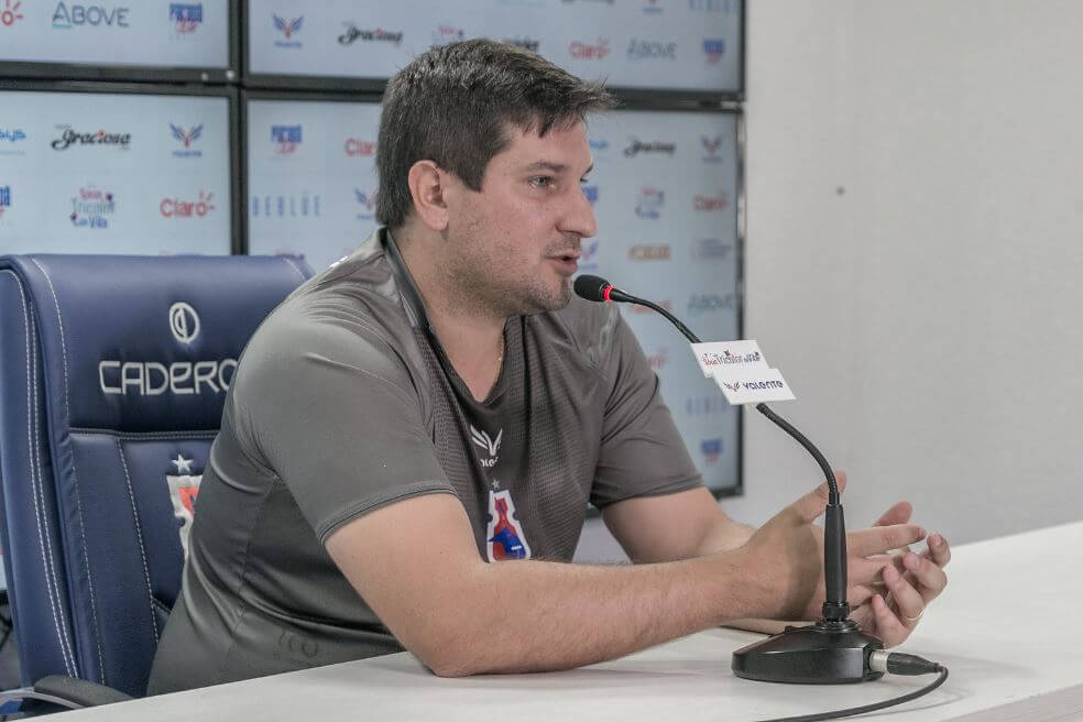 Sergipano: Confiança anuncia treinador que subiu com o Paraná na Série B