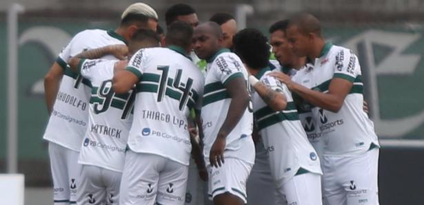 Coxa termina semana em baixa