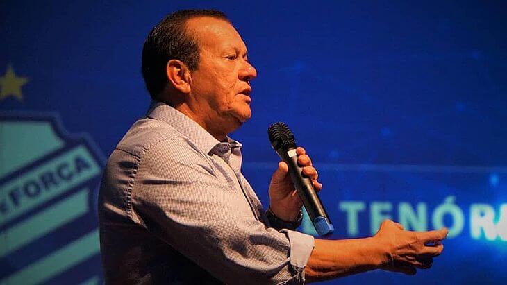 Alagoano: Presidente do CSA chama time de “ridículo” e promete dispensar medalhões