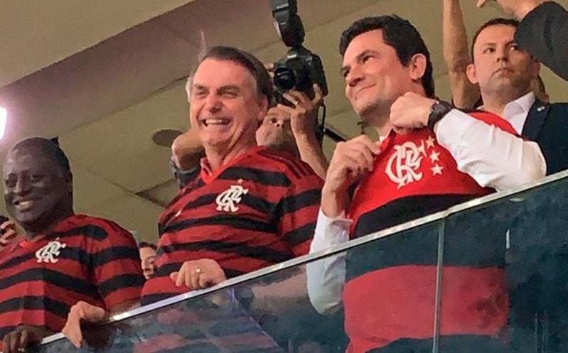 Bolsonaro ouve do Flamengo sugestões de mudanças nas leis relativas ao futebol