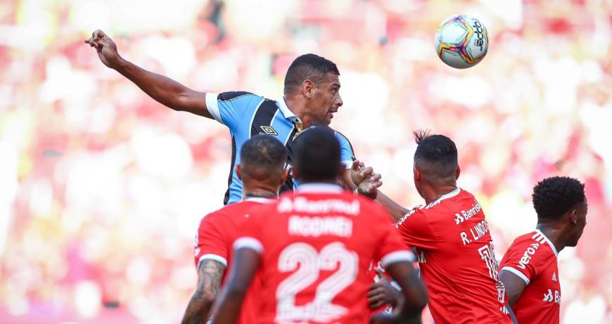Após gol decisivo, Diego Souza quer prolongar bom momento no Grêmio