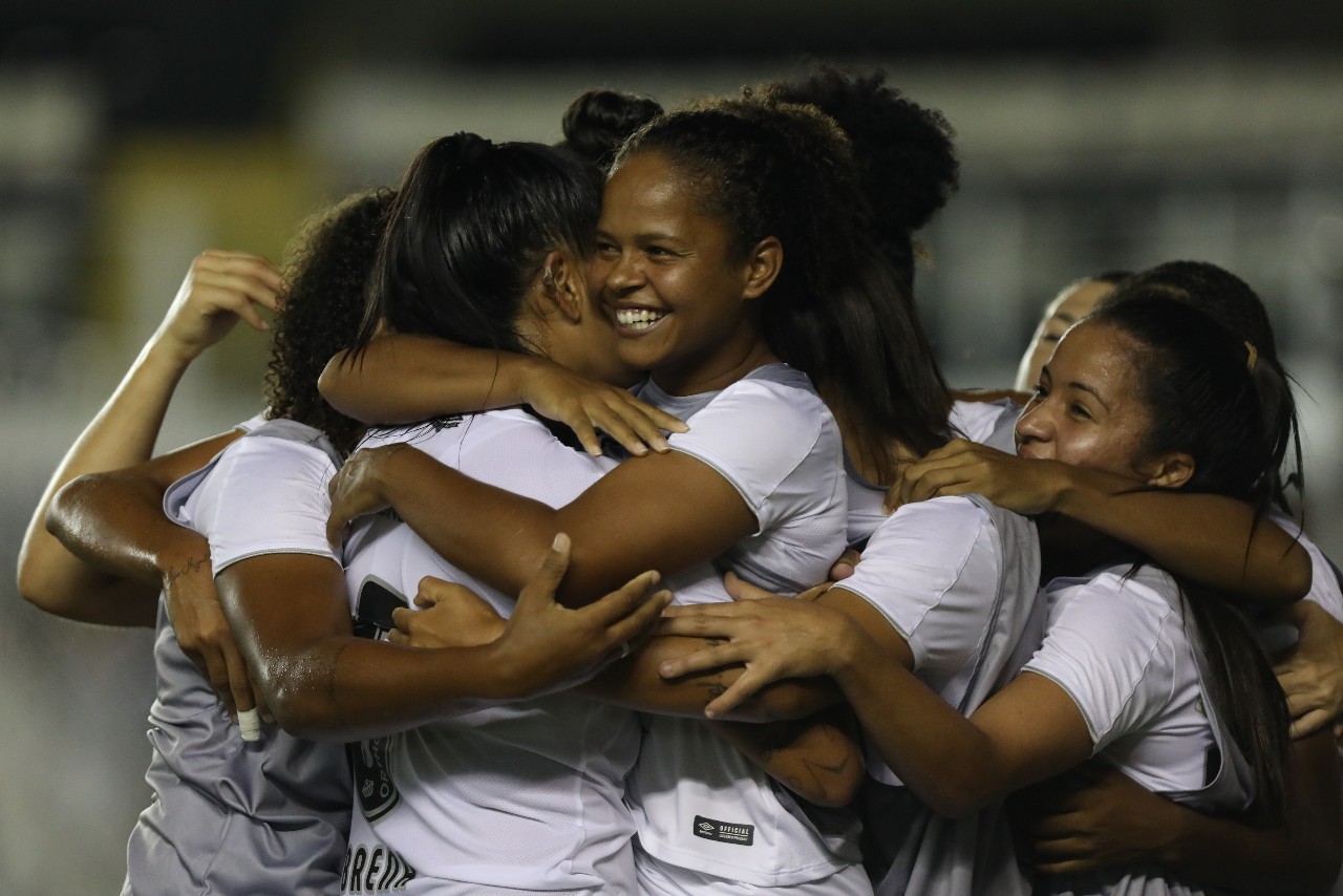 BRASILEIRO FEMININO: Santos e Corinthians vencem, seguem 100% e chegam na Ferroviária
