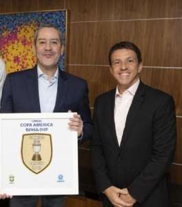 Após Washington... Juninho Paulista poderá ganhar mala da CBF por conflito de interesse