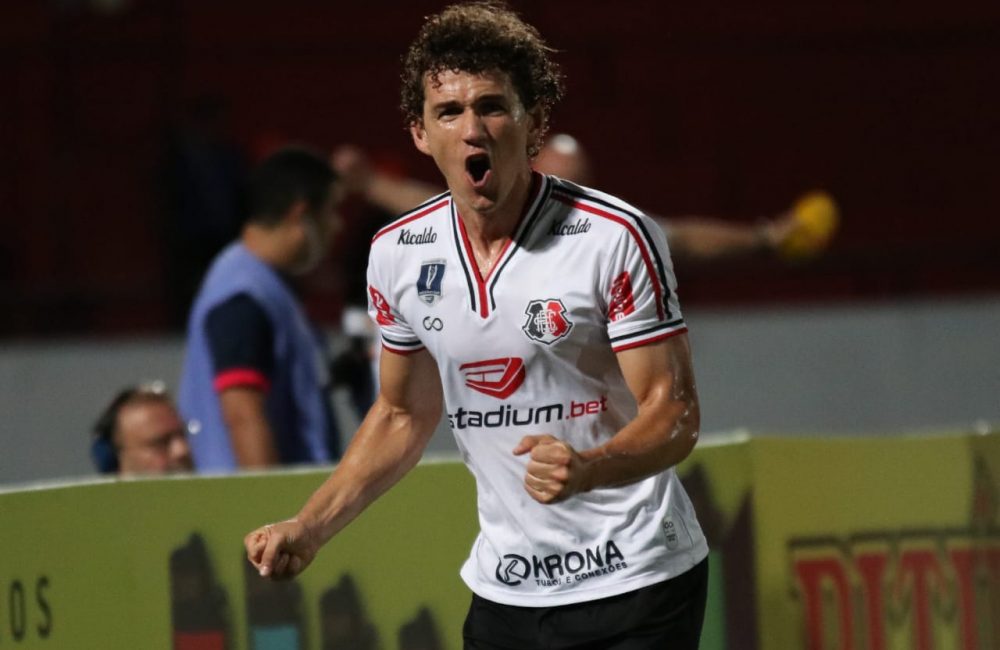 PERNAMBUCANO: Santa Cruz enfrenta Afogados em duelo direto pela classificação