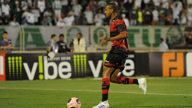 ​Lateral celebra vitória do Ituano e coloca em prova invencibilidade contra o Santos