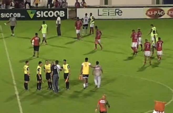 MINEIRO: Em jogo atrasado, Boa Esporte goleia URT e encerra jejum