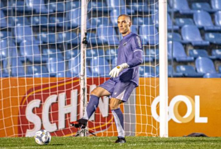Fernando Prass foi o nome do jogo
