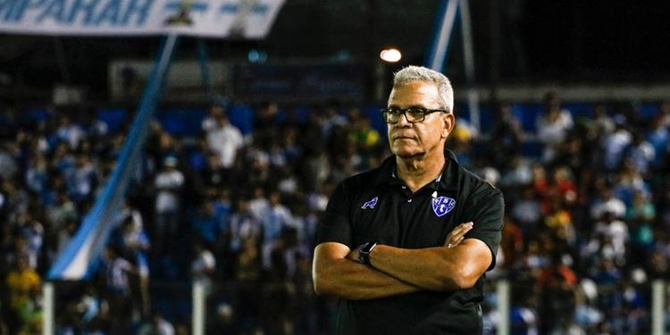 Copa do Brasil: Paysandu faz B.O. contra própria torcida, que discute com técnico