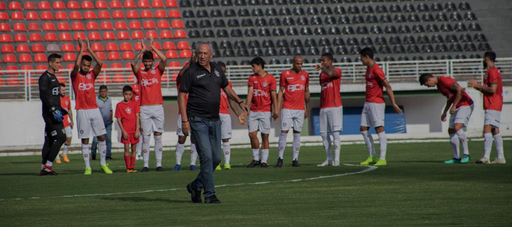 Nedo Xavier mexe bem e Boa Esporte se reabilita com goleada no Mineiro