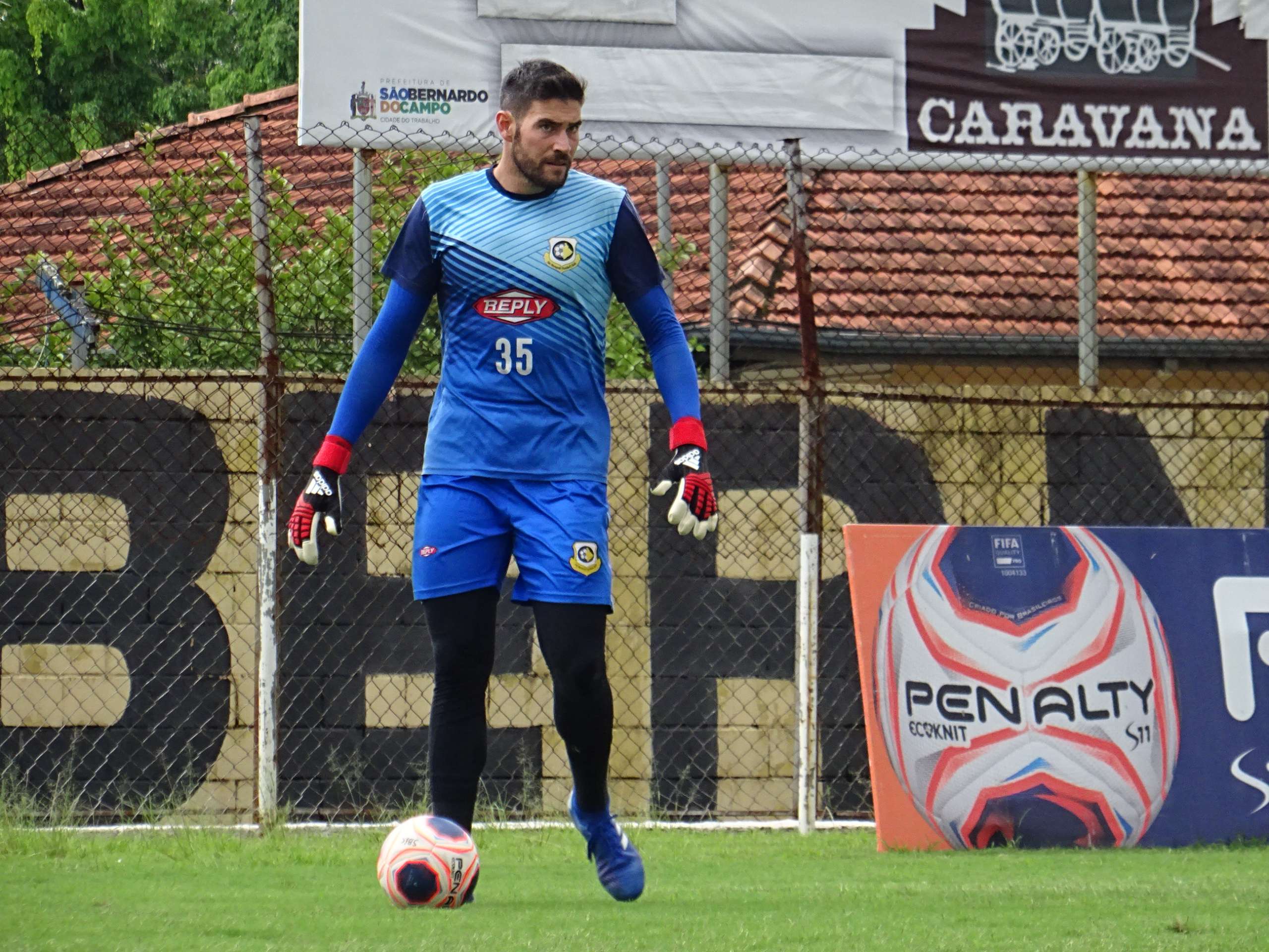 Paulista A2: Goleiro do São Bernardo projeta duelo contra a Portuguesa Santista