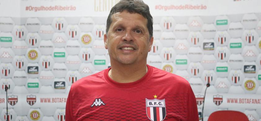 Botafogo x Inter de Limeira – Claudinei estreia para tentar parar a líder!