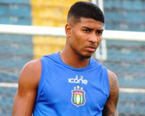 Paulista A2: Volante minimiza troca de posição no São Caetano: 'Quero ajudar'