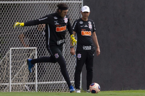 Cássio aprova regras de comportamento com a chegada de Tiago Nunes no Corinthians